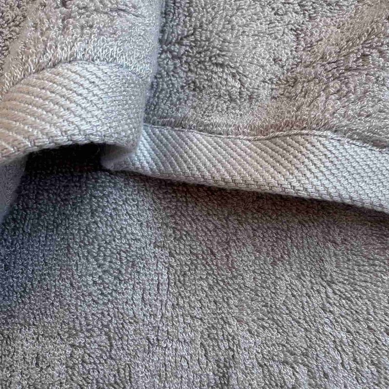 70% bamboo & 30% cotton for greater softness and durability.